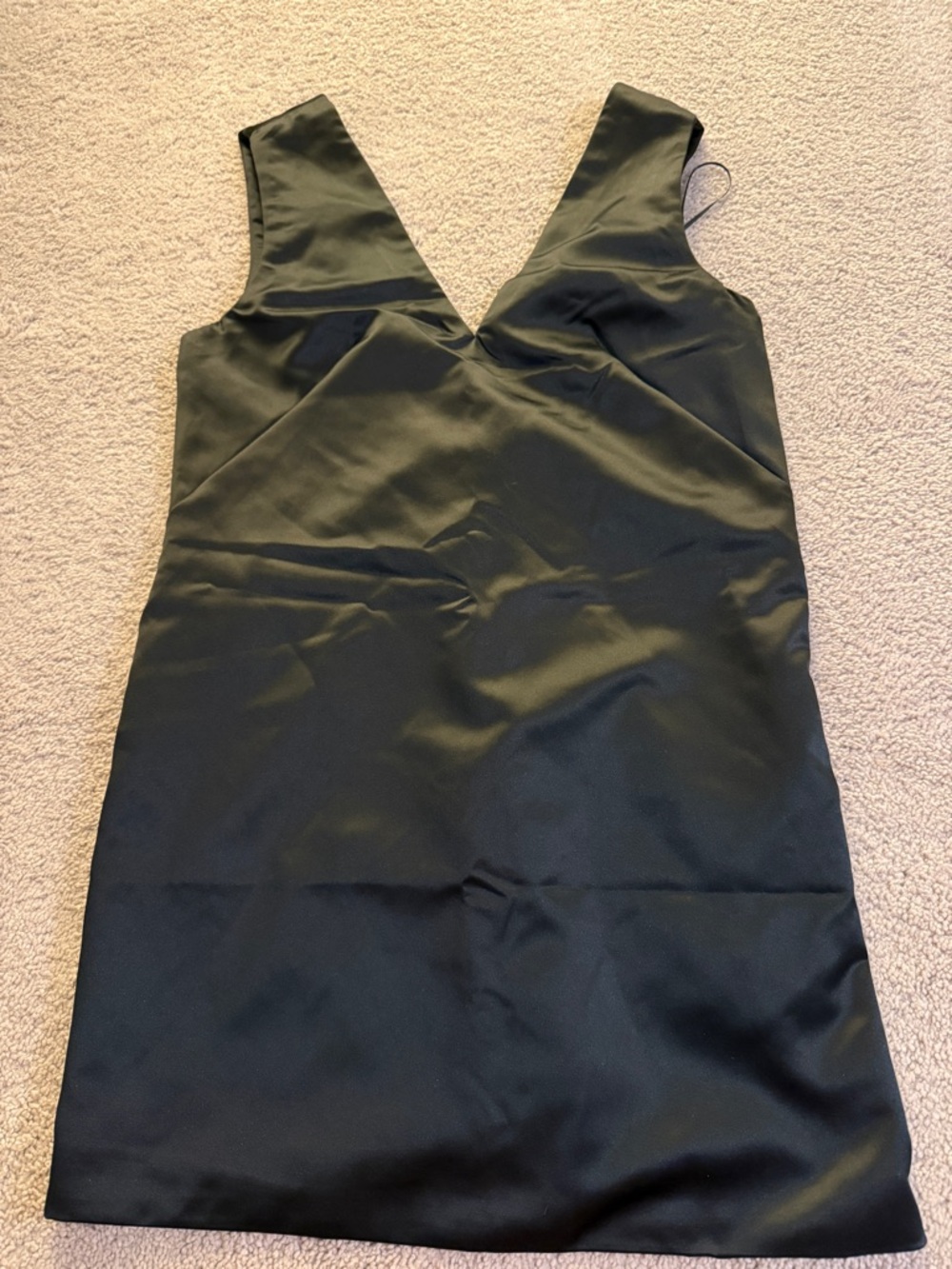 Abercrombie & Fitch Black Satin V‑Neck Midi Dress